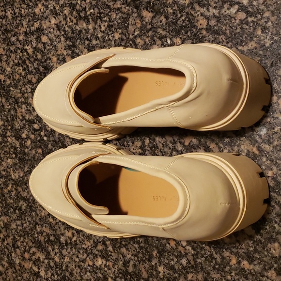 Sincerely Jules Platform Shoe - Picture 5 of 11